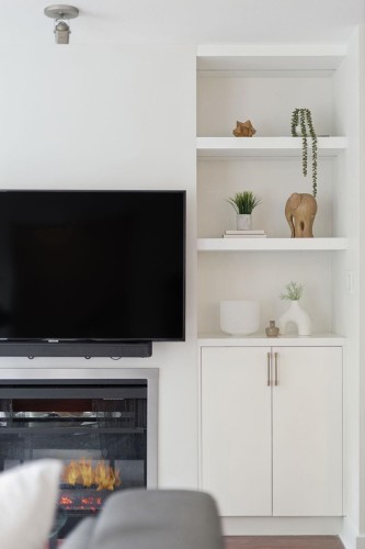 153 2Nd Street W, North Vancouver, BC 