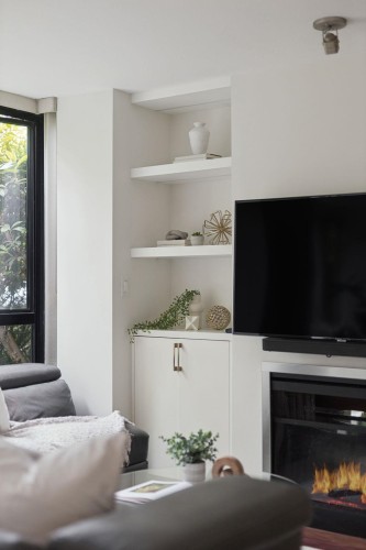 153 2Nd Street W, North Vancouver, BC 