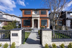 5001 Dover Street Burnaby, BC V5H 1R4