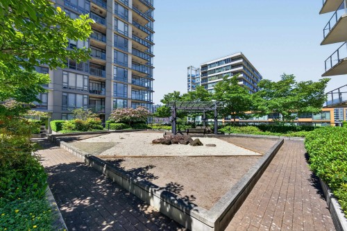 202-7362 Elmbridge Way, Richmond, BC 