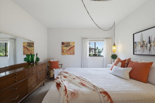 2546 Napier Street, Vancouver, BC 