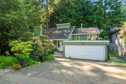 5261 Cliffridge Avenue  North Vancouver, BC V7R 3V2