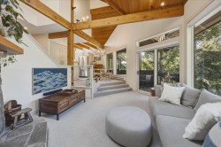 205-6117 Eagle Drive Whistler, BC V0N 1B6