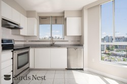 1704-1235 Quayside Drive New Westminster, BC V3M 6J5