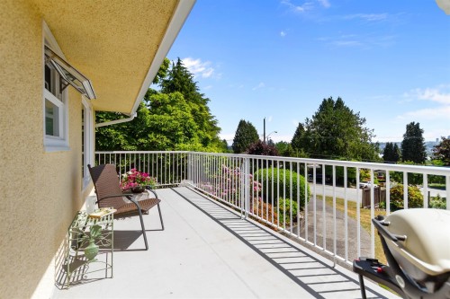 144 Eighth Avenue E, New Westminster, BC 
