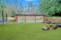 25745 Lougheed Highway Maple Ridge, BC V2W 1M3