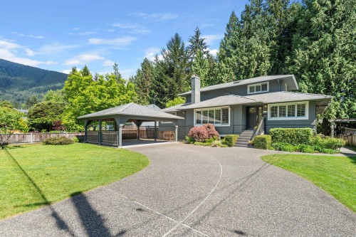 4368 Arundel Road, North Vancouver, BC 