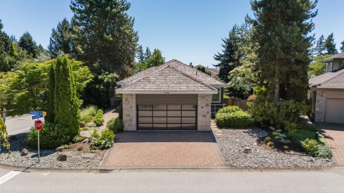 4789 Headland Drive, West Vancouver, BC 