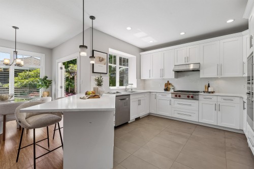 4789 Headland Drive, West Vancouver, BC 
