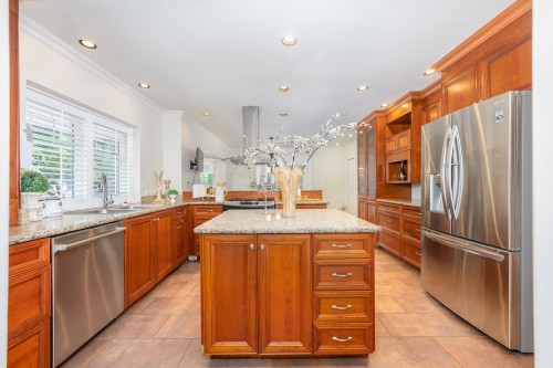 5088 Granville Street, Vancouver, BC 