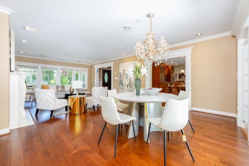 5088 Granville Street, Vancouver, BC 