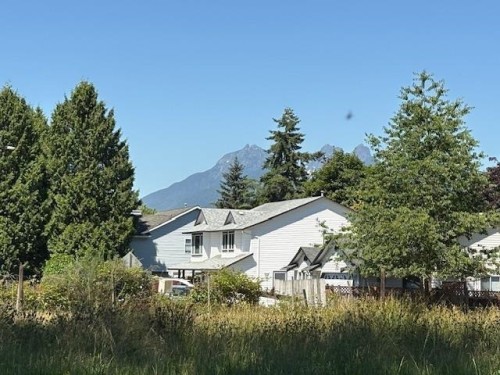23315 122 Avenue, Maple Ridge, BC 