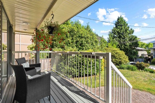 6422 Douglas Street, West Vancouver, BC 