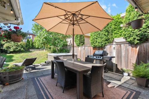 6422 Douglas Street, West Vancouver, BC 