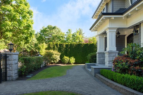 6869 Selkirk Street, Vancouver, BC 