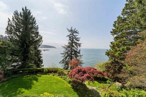 6054 Gleneagles Drive, West Vancouver, BC 