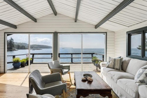 6054 Gleneagles Drive, West Vancouver, BC 
