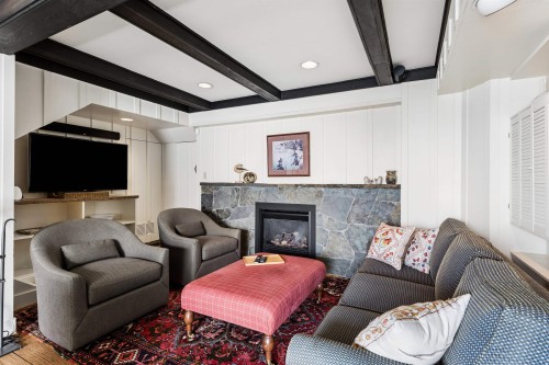 6054 Gleneagles Drive, West Vancouver, BC 