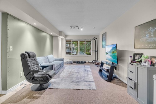 23829 Kanaka Way, Maple Ridge, BC 