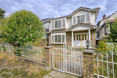 3315 Charles Street, Vancouver, BC 