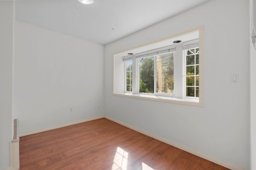 3315 Charles Street, Vancouver, BC - Indoor Photo Showing Other Room
