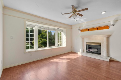 3315 Charles Street, Vancouver, BC - Indoor Photo Showing Living Room With Fireplace