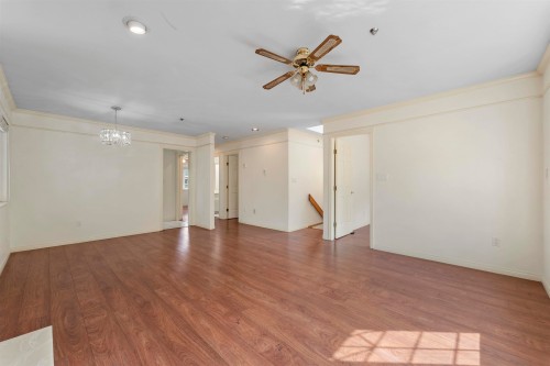 3315 Charles Street, Vancouver, BC - Indoor Photo Showing Other Room