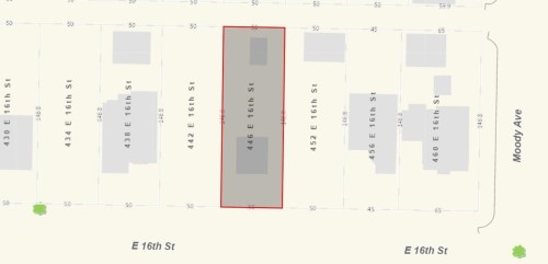 446 16Th Street E, North Vancouver, BC 