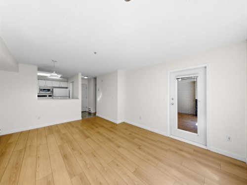 109-1145 Heffley Crescent  Coquitlam, BC V3B 7Z3