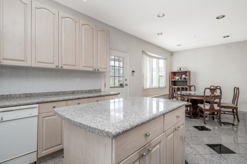 2304 Garden Drive, Vancouver, BC 