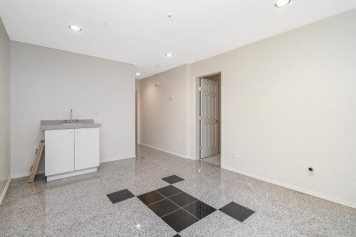 2304 Garden Drive, Vancouver, BC 