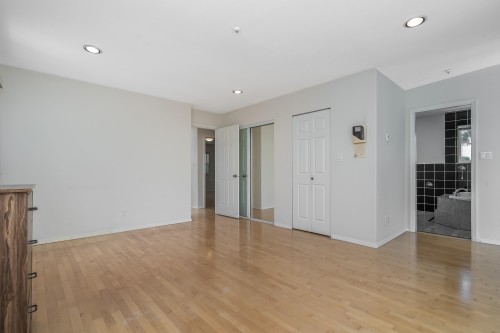 2304 Garden Drive, Vancouver, BC 
