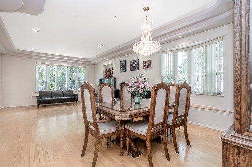 2304 Garden Drive, Vancouver, BC 