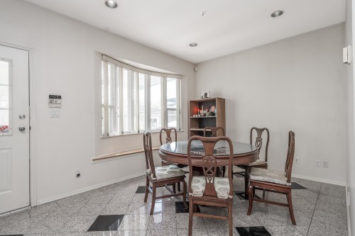2304 Garden Drive, Vancouver, BC 
