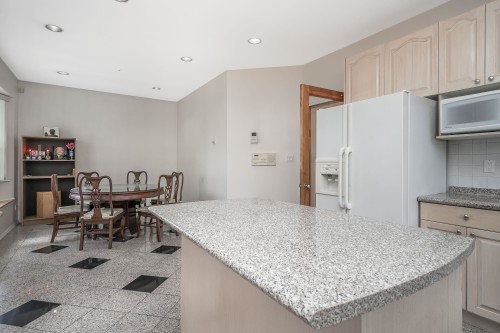 2304 Garden Drive, Vancouver, BC 