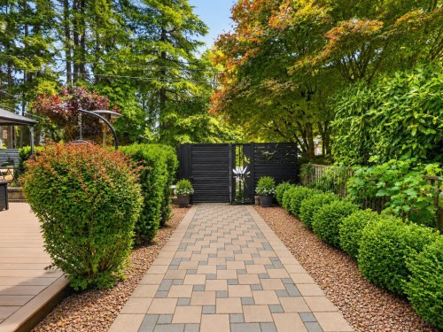 514 28Th Street W, North Vancouver, BC 