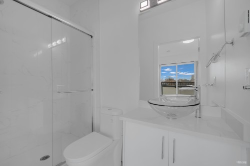 5140 Slocan Street, Vancouver, BC 