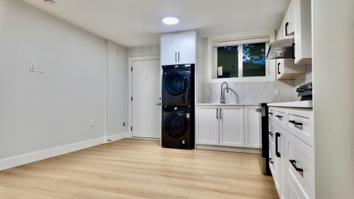 1330 64Th Avenue E, Vancouver, BC 