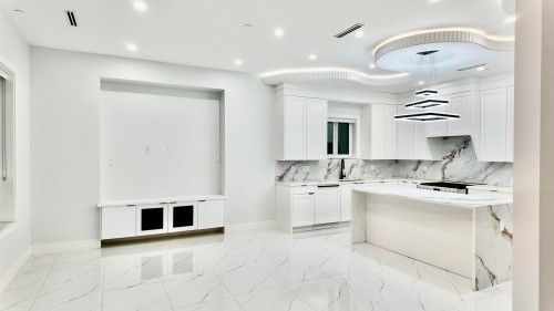 1330 64Th Avenue E, Vancouver, BC 