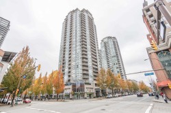 3202-2978 Glen Drive Coquitlam, BC V3B 0C3
