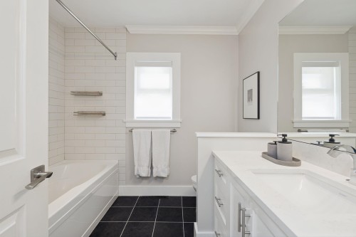752 Shaw Avenue, Coquitlam, BC 