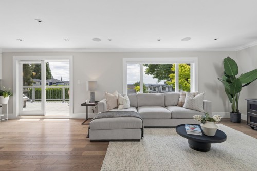 752 Shaw Avenue, Coquitlam, BC 