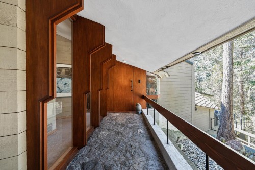 6011 Eagleridge Drive, West Vancouver, BC 