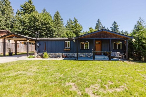 788 Mountainview Drive  Gibsons, BC V0N 1V9