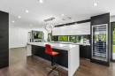 4577 Capilano Road, North Vancouver, BC 