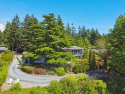 4632 Whitaker Road Sechelt, BC V7Z 0E4