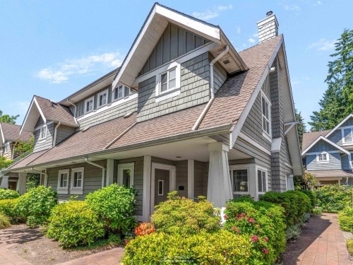 32-2688 Mountain Highway  North Vancouver, BC V7J 2N5