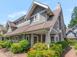 32-2688 Mountain Highway  North Vancouver, BC V7J 2N5