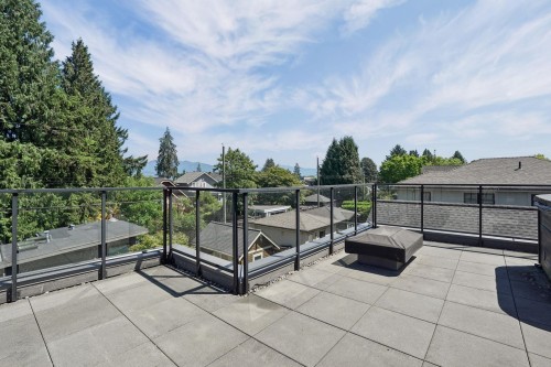 4481 15Th Avenue W, Vancouver, BC 