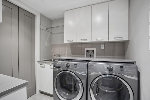 4481 15Th Avenue W, Vancouver, BC 